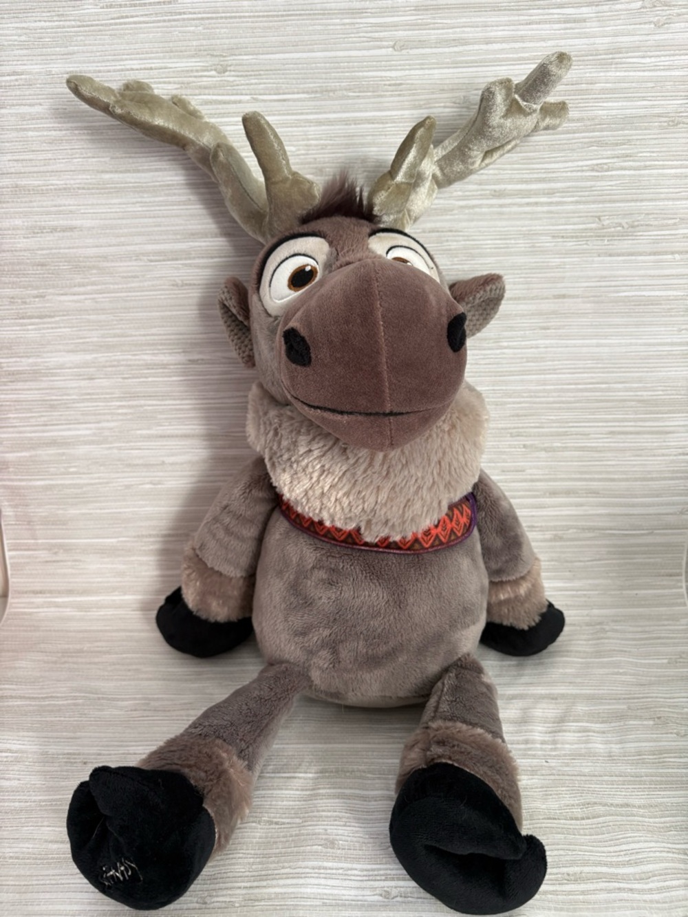 SCENTSY Disney ✨ Frozen Sven buddy stuffed animal excellent condition
